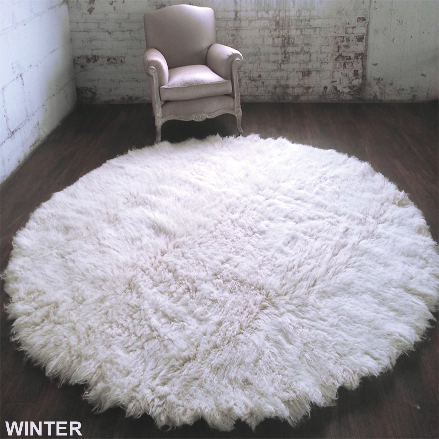 SUPER THICK ROUND FLOKATI RUG | PLUSH 3.5