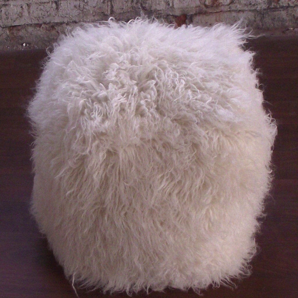 FLUFFY FLOKATI OTTOMAN | SHAGGY POOF | ROOM ACCENT