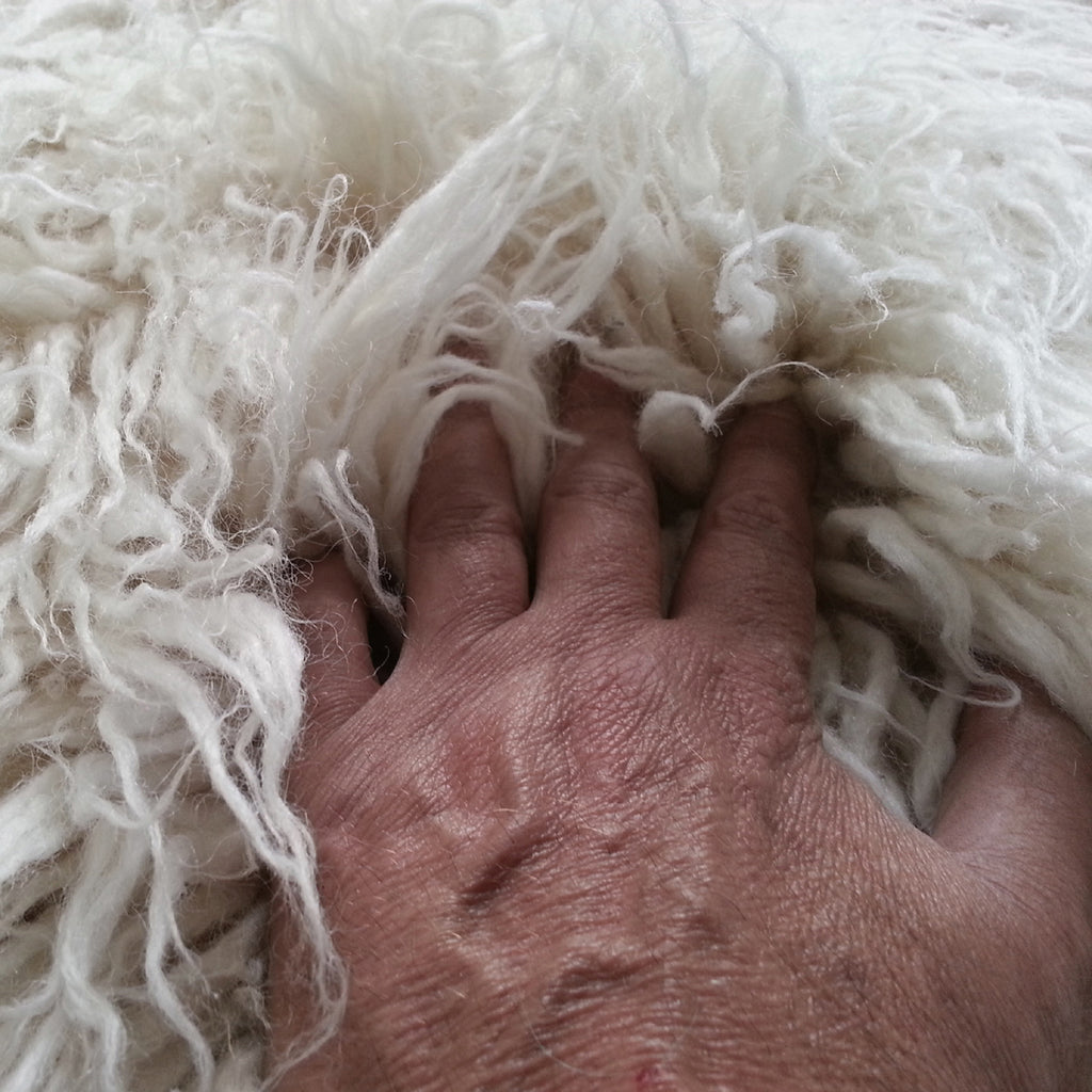AMAZING SHEEPSKIN FLOKATI RUG | ULTRA-PLUSH 4.5” PILE | LIKE WALKING ON A CLOUD!
