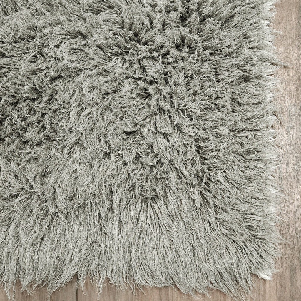 STYLISH 3X5 NATURAL GRAY FLOKATI RUG | THICK 3000gsm WEIGHT | LONG 3.5