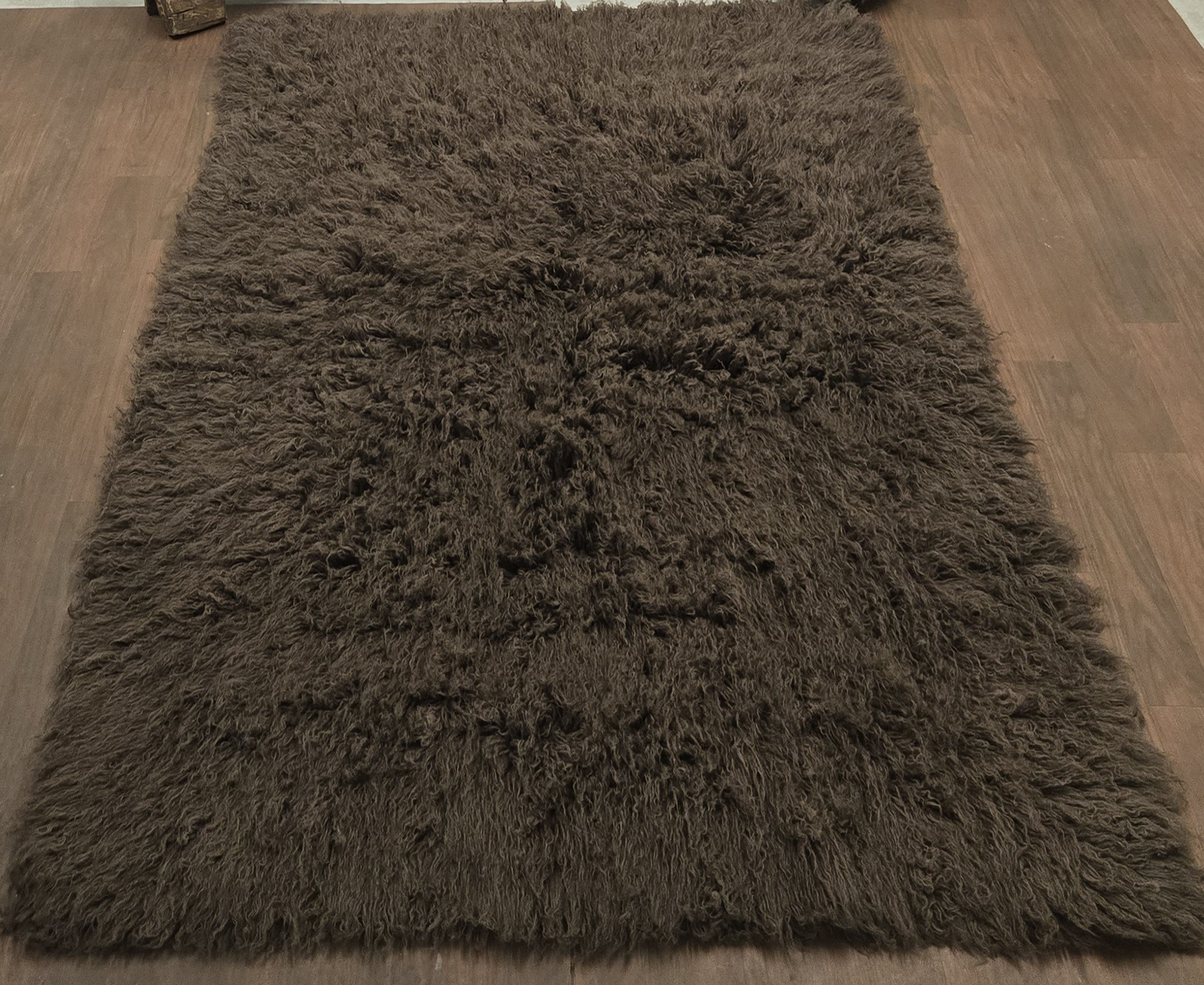 SUPER THICK DARK BROWN FLOKATI RUG. LONG 3.5” PILE. WOOL AREA RUG