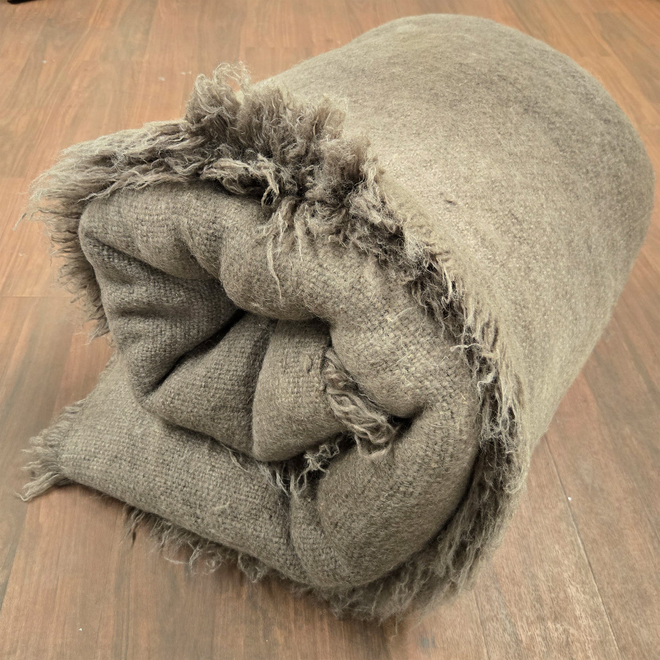 SUPER THICK LIGHT BROWN FLOKATI RUG. LONG 3.5” PILE. WOOL AREA RUG